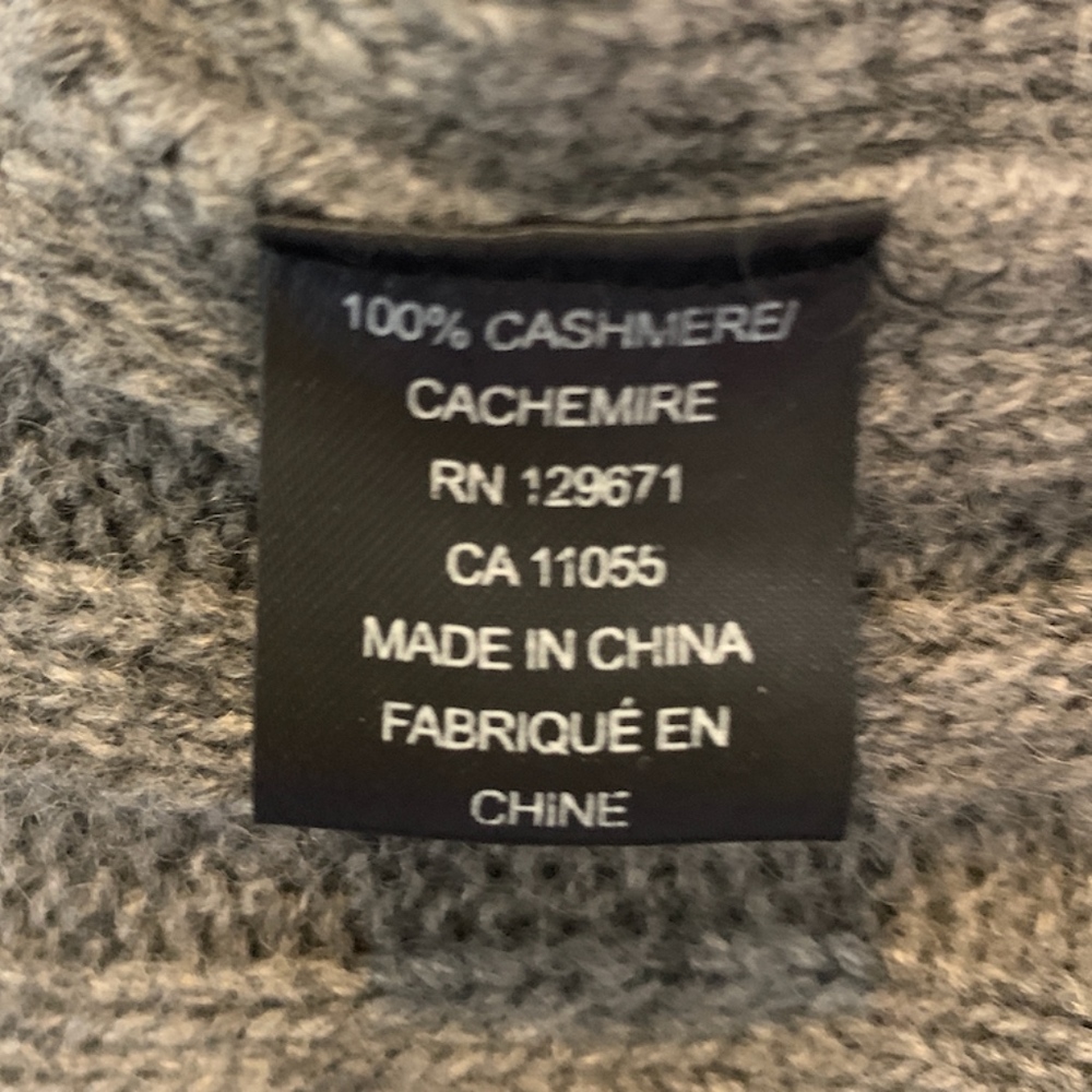ThePerfext Crop Ribbed Cashmere Sweater - Picture 4 of 4